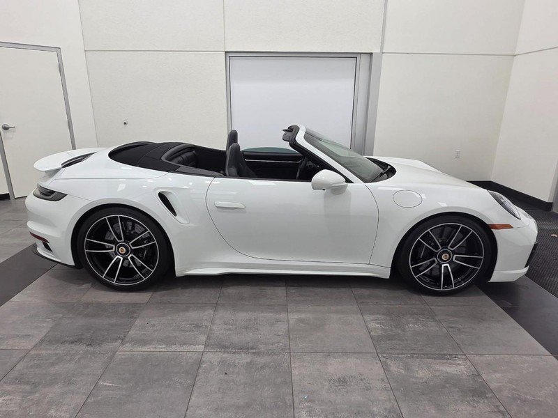 Used 2025 Porsche 911 Turbo AWD/4WD image 9