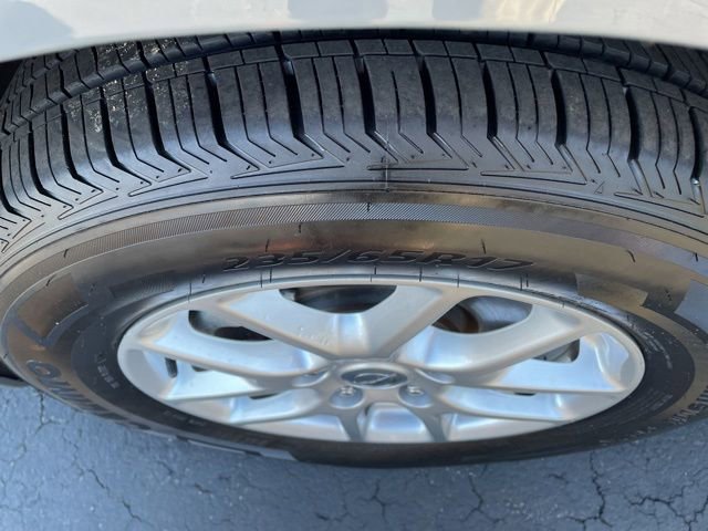 Used 2023 Chrysler Pacifica Touring-L image 30