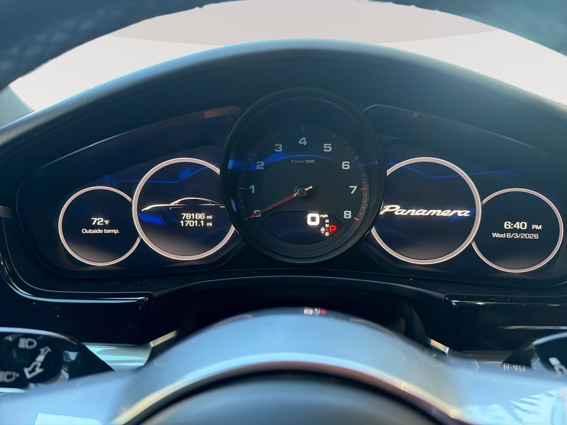 Used 2018 Porsche Panamera RWD image 10
