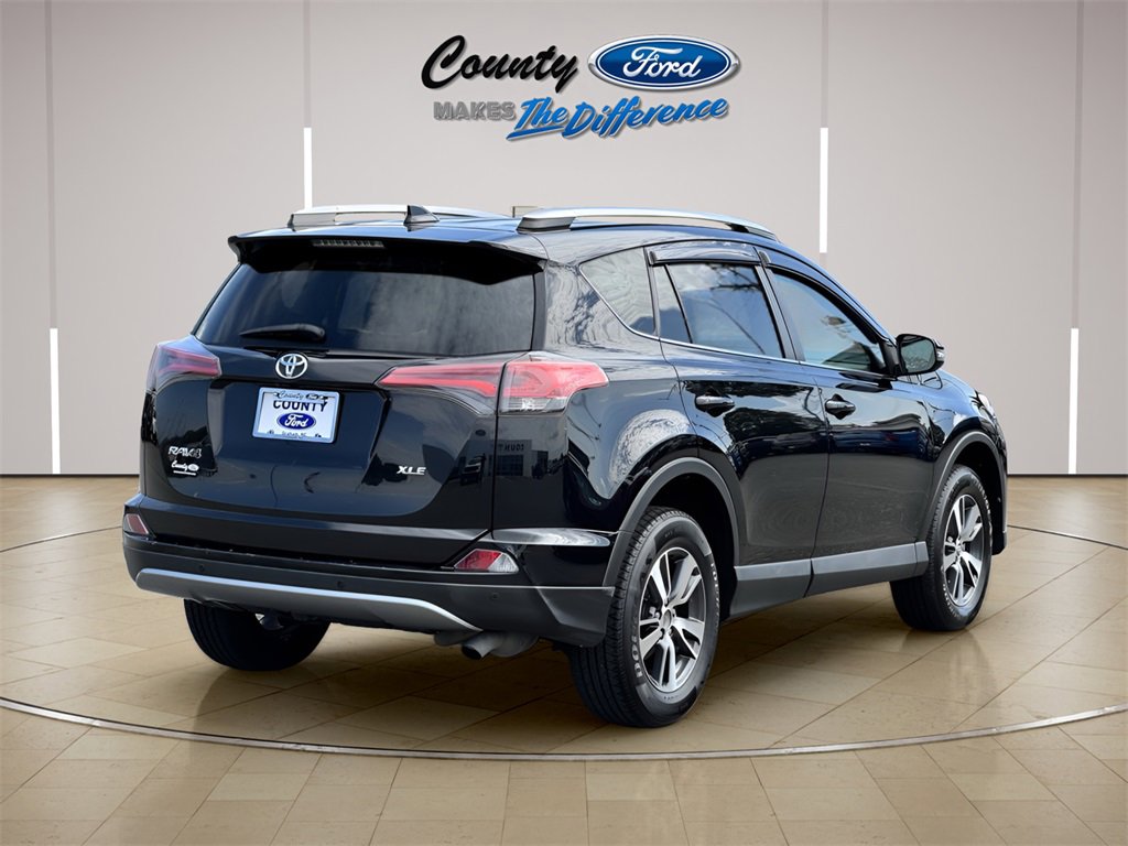 Used 2018 Toyota RAV4 XLE image 22