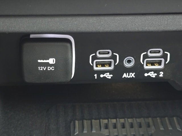 New 2026 Jeep Grand Wagoneer Summit image 15