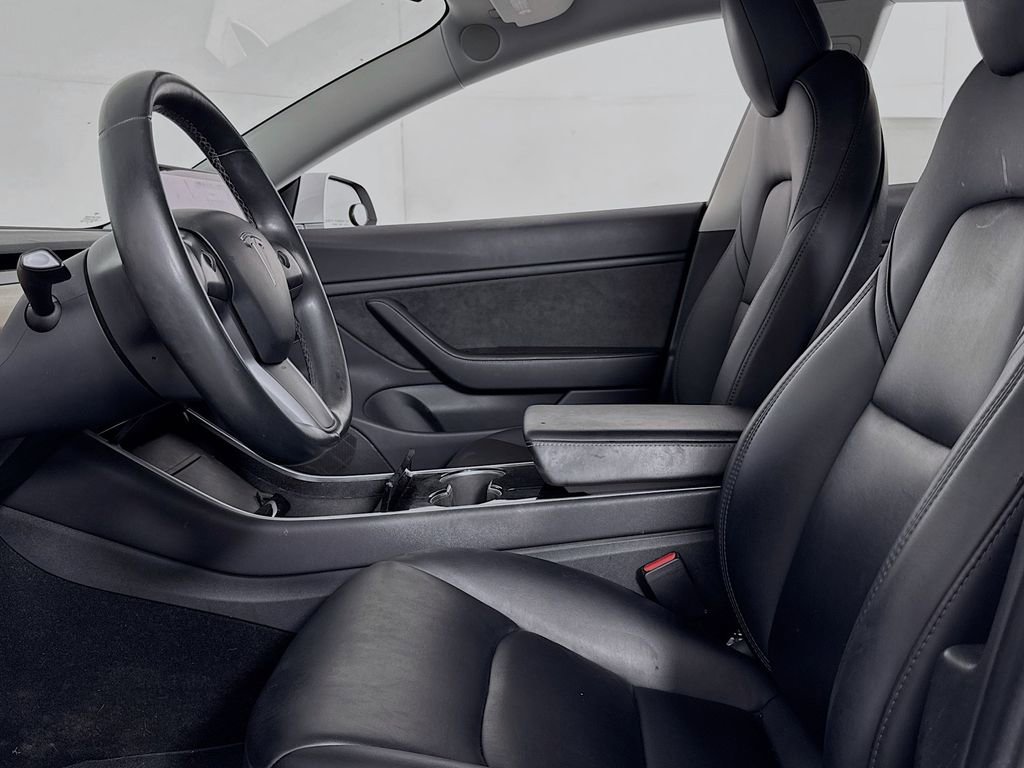 Used 2018 Tesla Model 3 Long Range RWD image 10