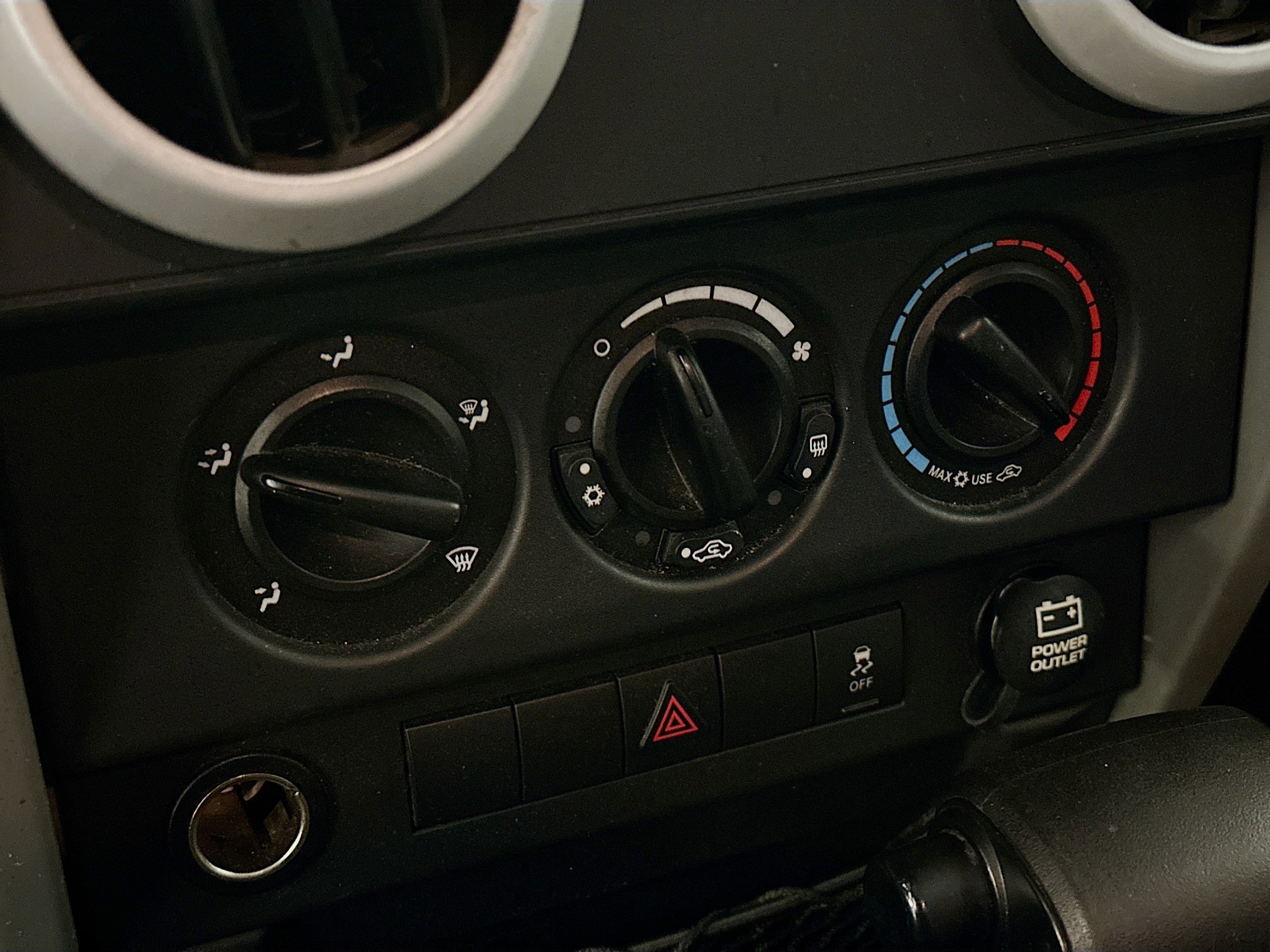 Used 2010 Jeep Wrangler Sahara image 22