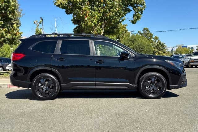 Certified 2026 Subaru Ascent Premium AWD/4WD image 3