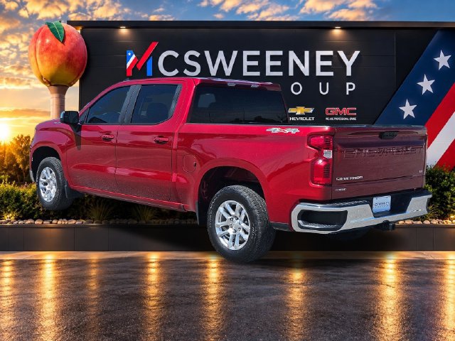 Used 2023 Chevrolet Silverado 1500 LT AWD/4WD image 3