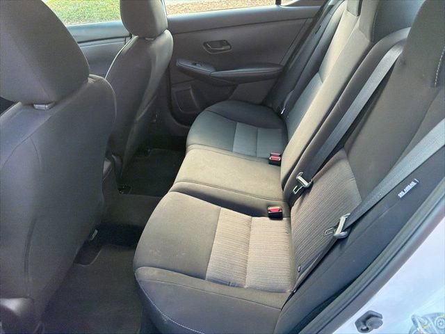 Used 2024 Nissan Sentra SV FWD image 7