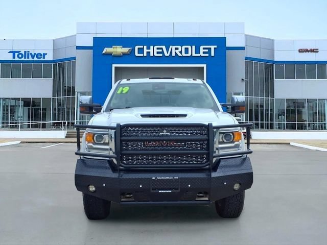 Used 2019 GMC Sierra 2500 Denali w/ Duramax Plus Package AWD/4WD image 2