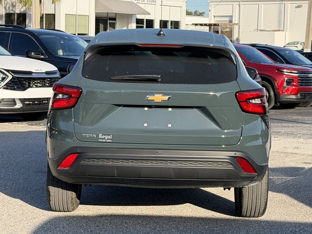 Certified 2025 Chevrolet Trax LS w/ LS Convenience Package FWD image 6