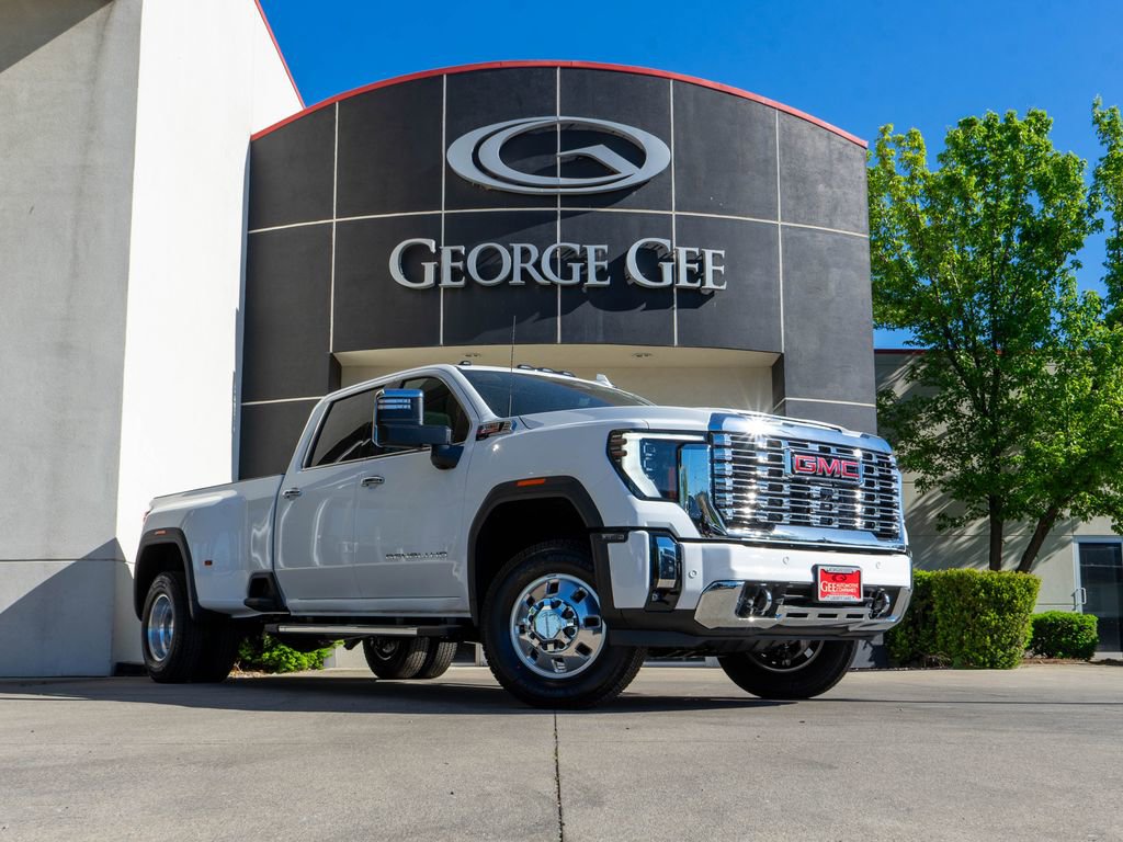 New 2026 GMC Sierra 3500 Denali w/ Denali Reserve Package