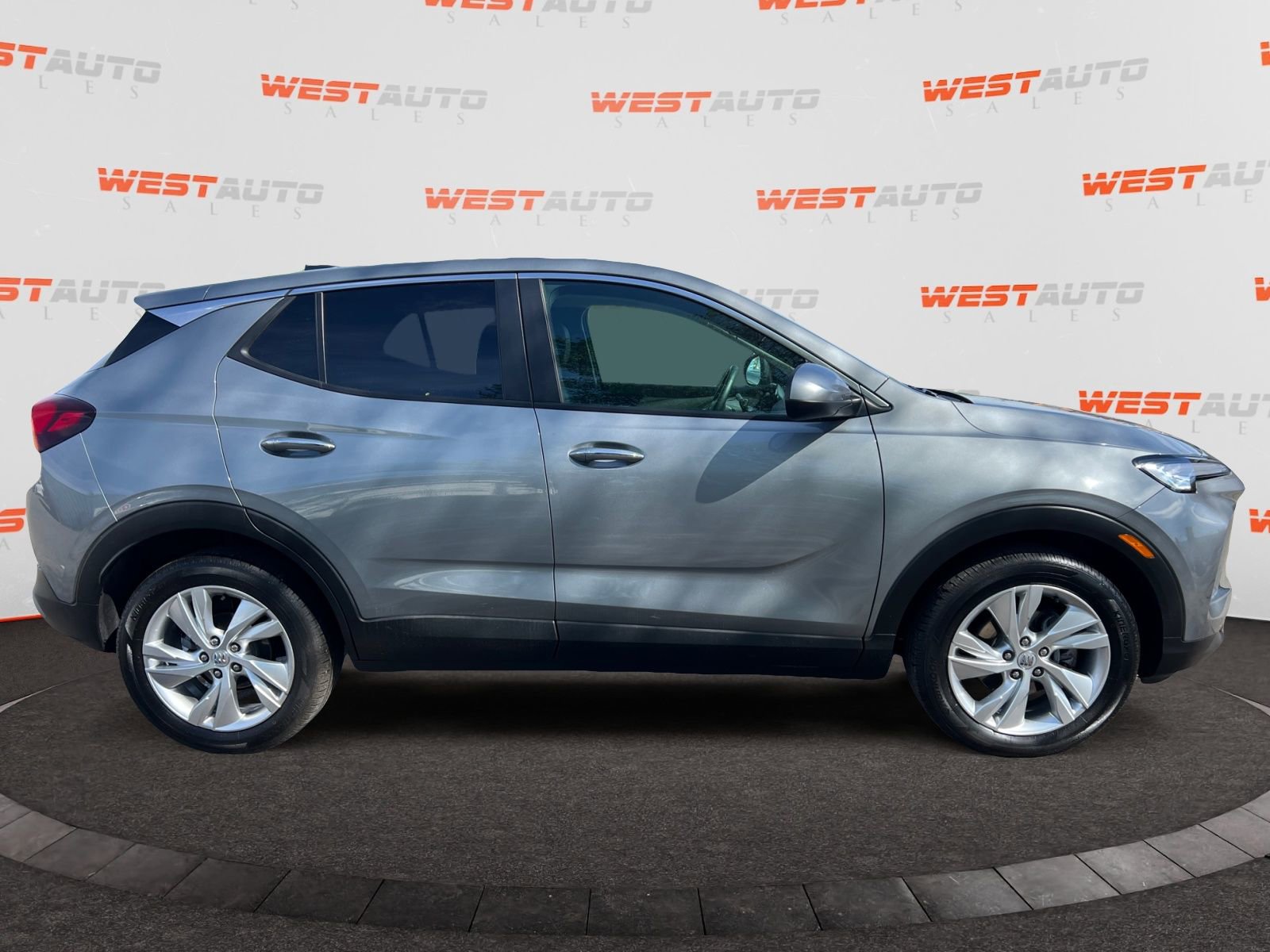 Used 2025 Buick Encore GX Preferred FWD image 6