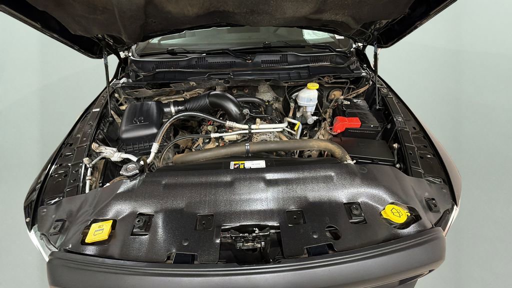 Used 2022 RAM 1500 Classic Warlock AWD/4WD image 19