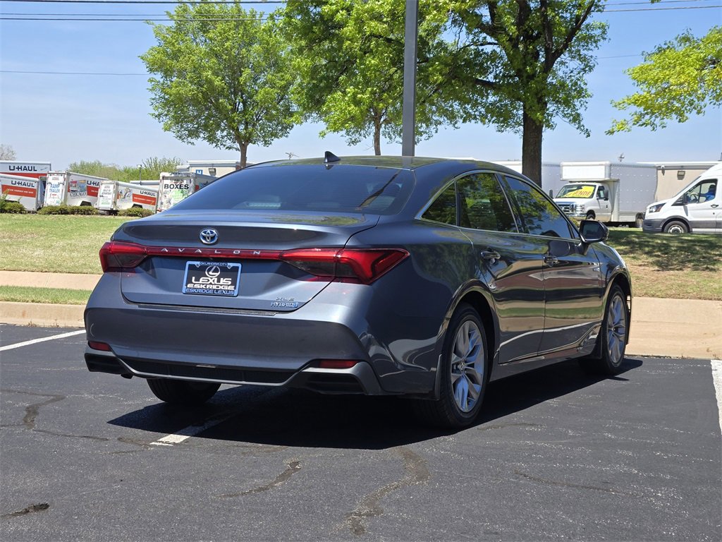 Used 2020 Toyota Avalon XLE FWD image 7