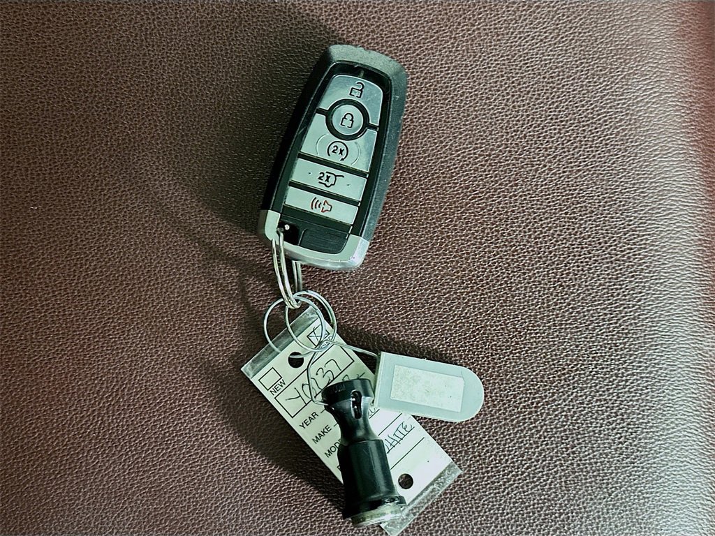 Used 2022 Ford Expedition Max Limited image 35