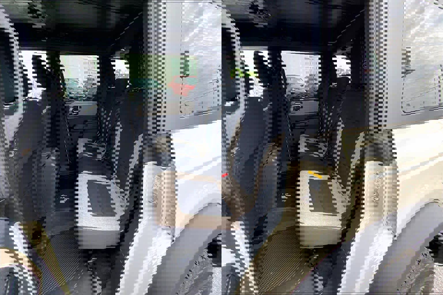 Certified 2025 Ford Bronco Big Bend image 20