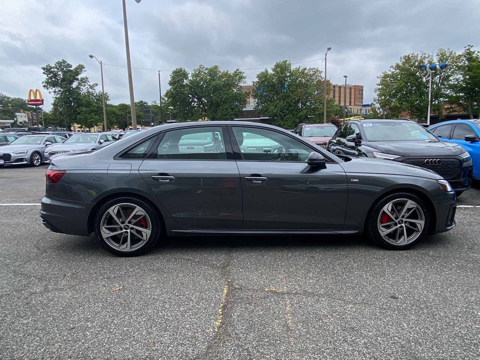 Used 2024 Audi A4 2.0T Premium Plus w/ Premium Plus Package AWD/4WD image 2