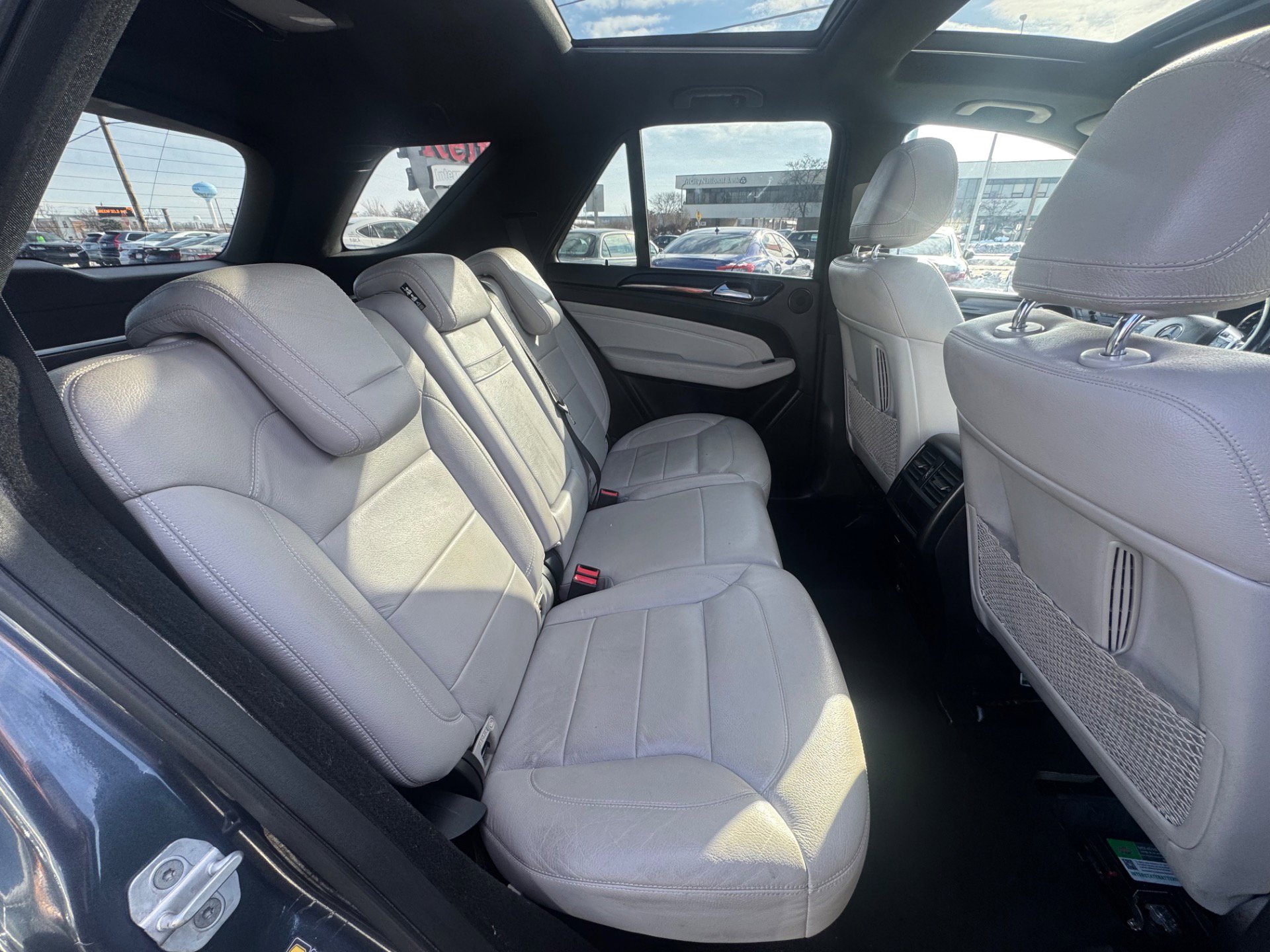 Used 2015 Mercedes-Benz ML 400 4-MATIC image 14