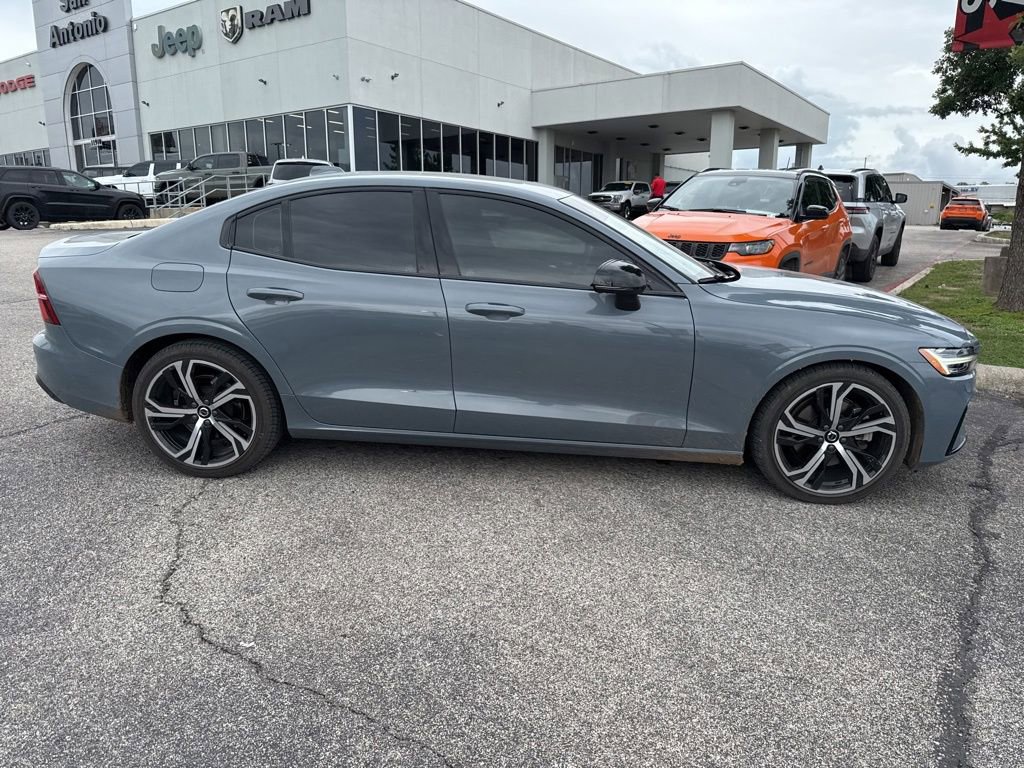 Used 2024 Volvo S60 B5 Core AWD/4WD image 7