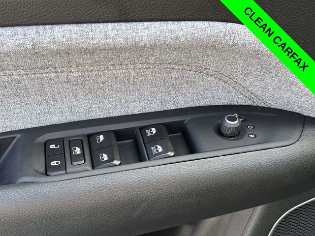 Used 2024 Jeep Compass Latitude image 10