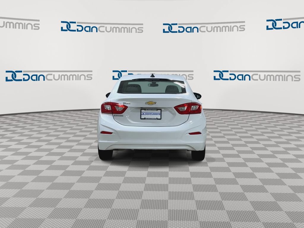 Used 2017 Chevrolet Cruze LS FWD image 7
