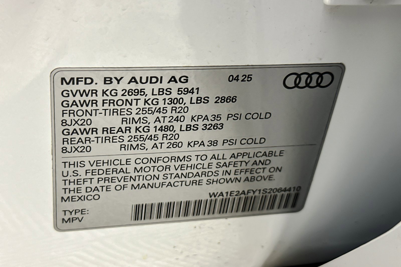 Used 2025 Audi Q5 e Premium Plus w/ Premium Plus Package image 27