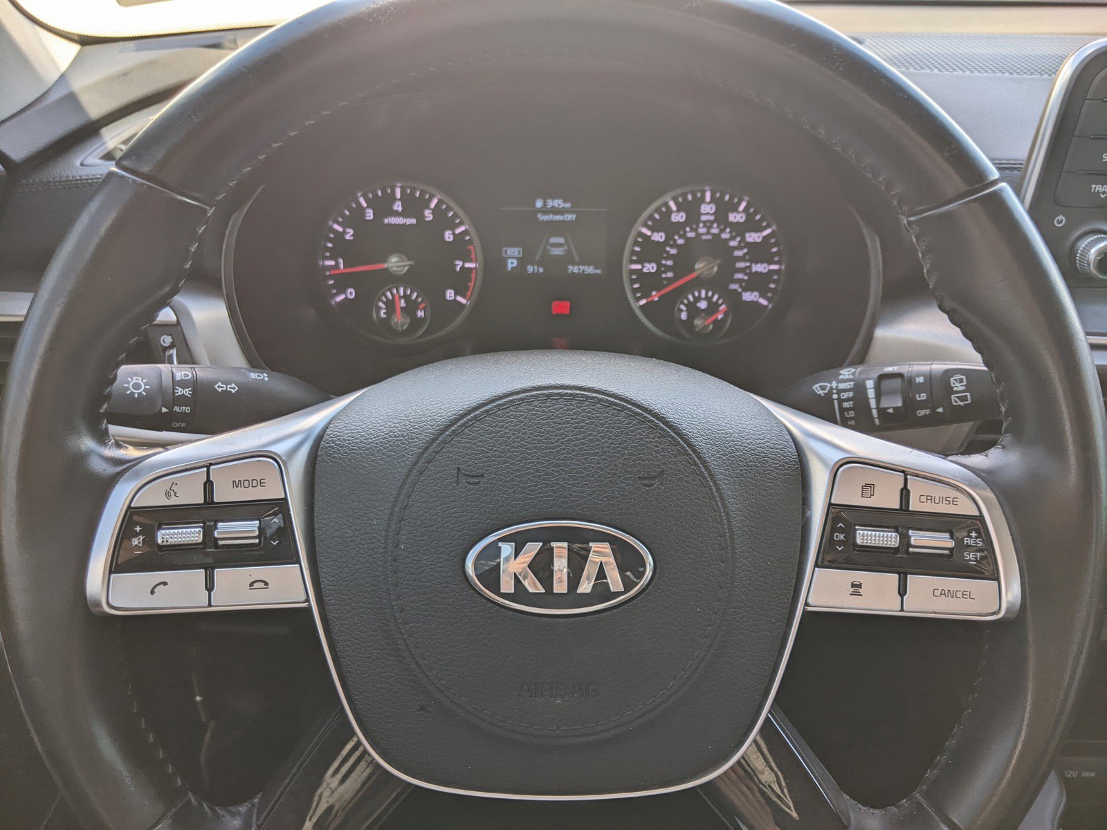 Used 2020 Kia Telluride LX image 45