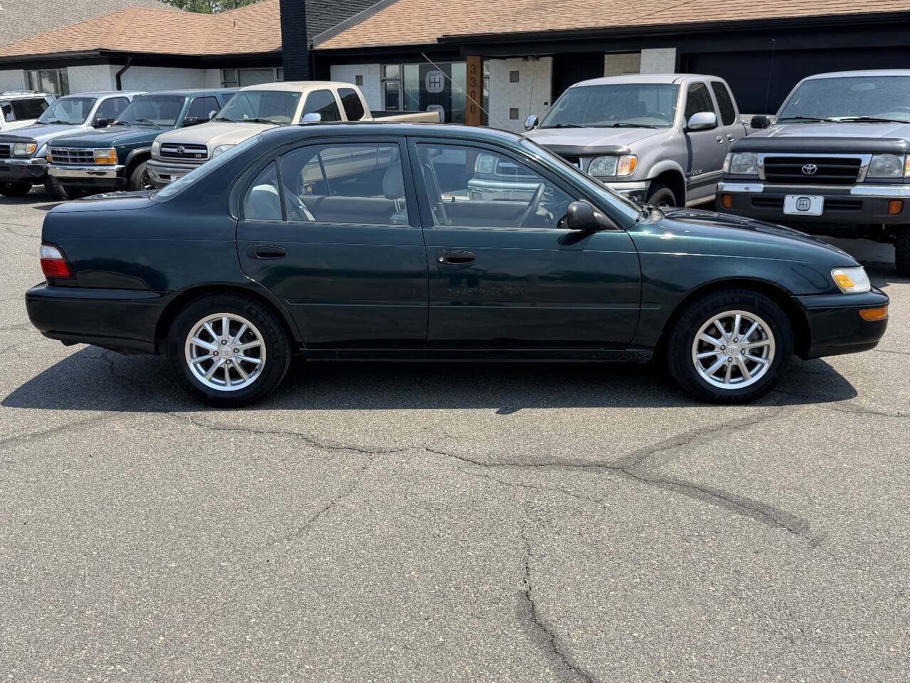 Used 1996 Toyota Corolla FWD image 26