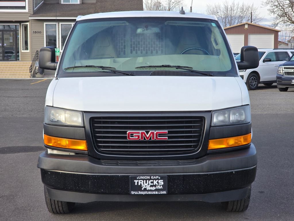 Used 2023 GMC Savana 3500 w/ Driver Convenience Package image 8