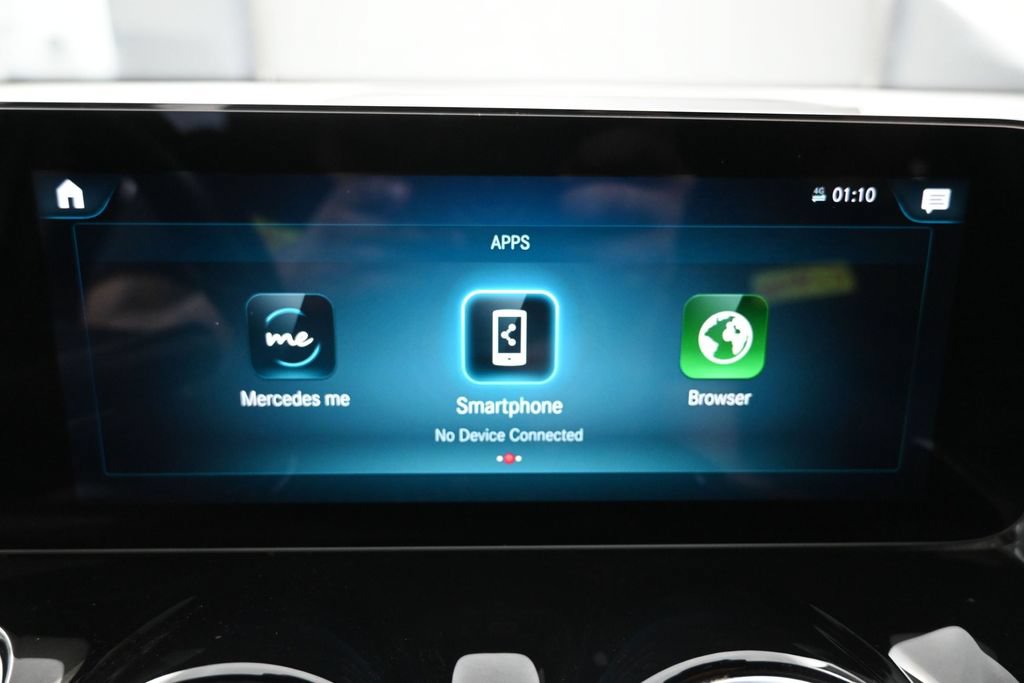 Used 2022 Mercedes-Benz EQB 350 4MATIC image 13