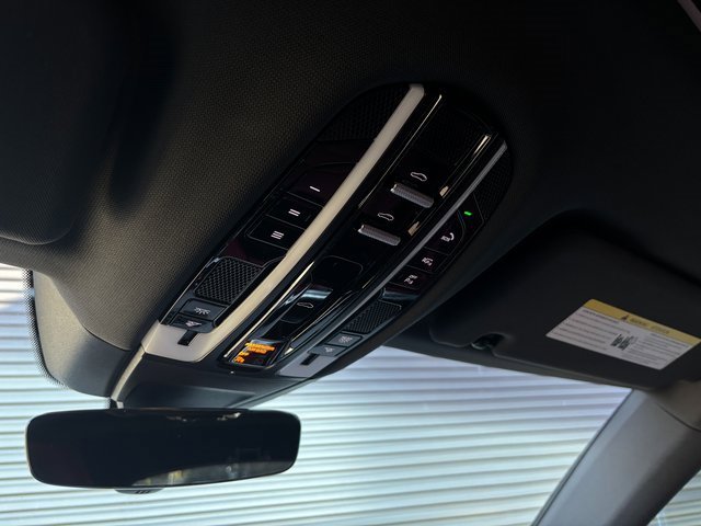 Certified 2023 Porsche Panamera Platinum Edition image 24