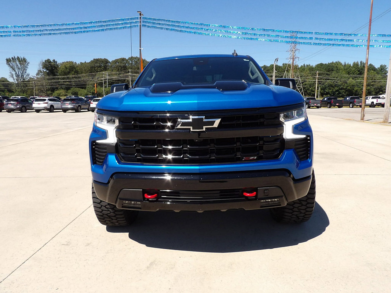 Used 2022 Chevrolet Silverado 1500 LT Trail Boss w/ LT Trail Boss Premium Package image 3