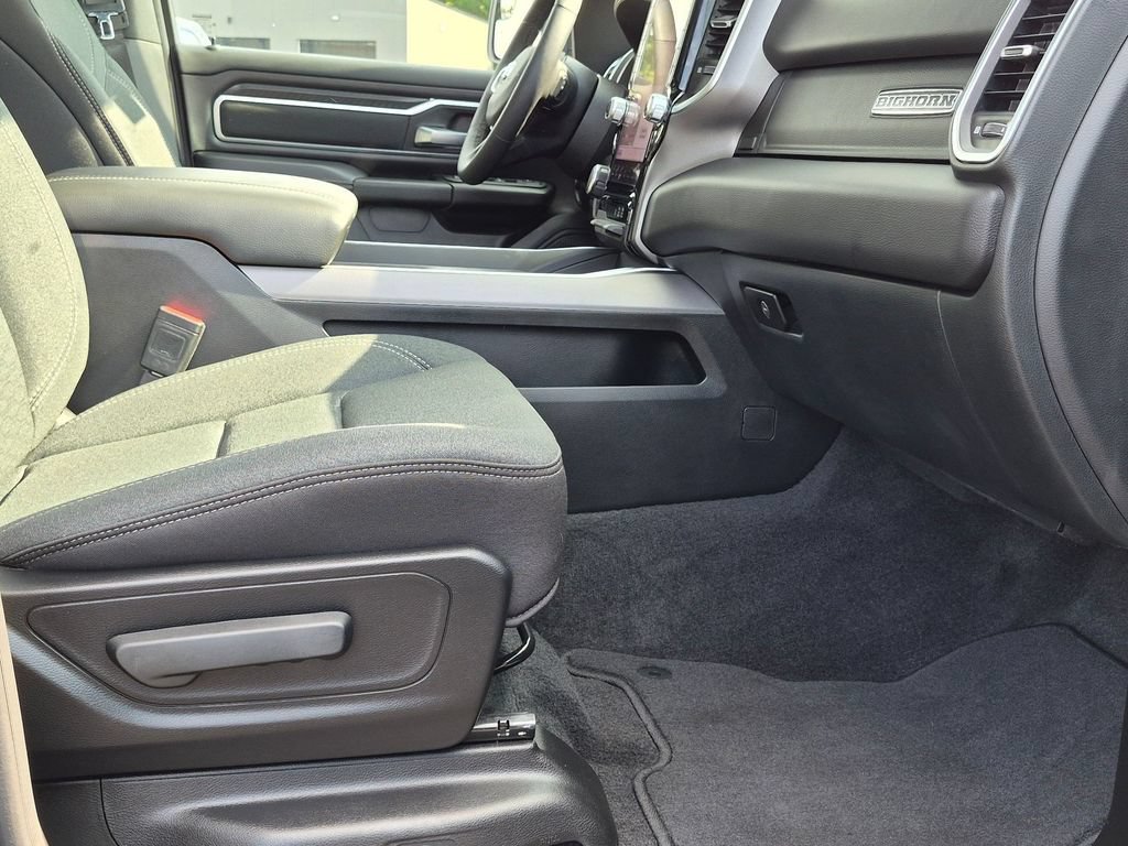 Used 2025 RAM 1500 Big Horn AWD/4WD image 27