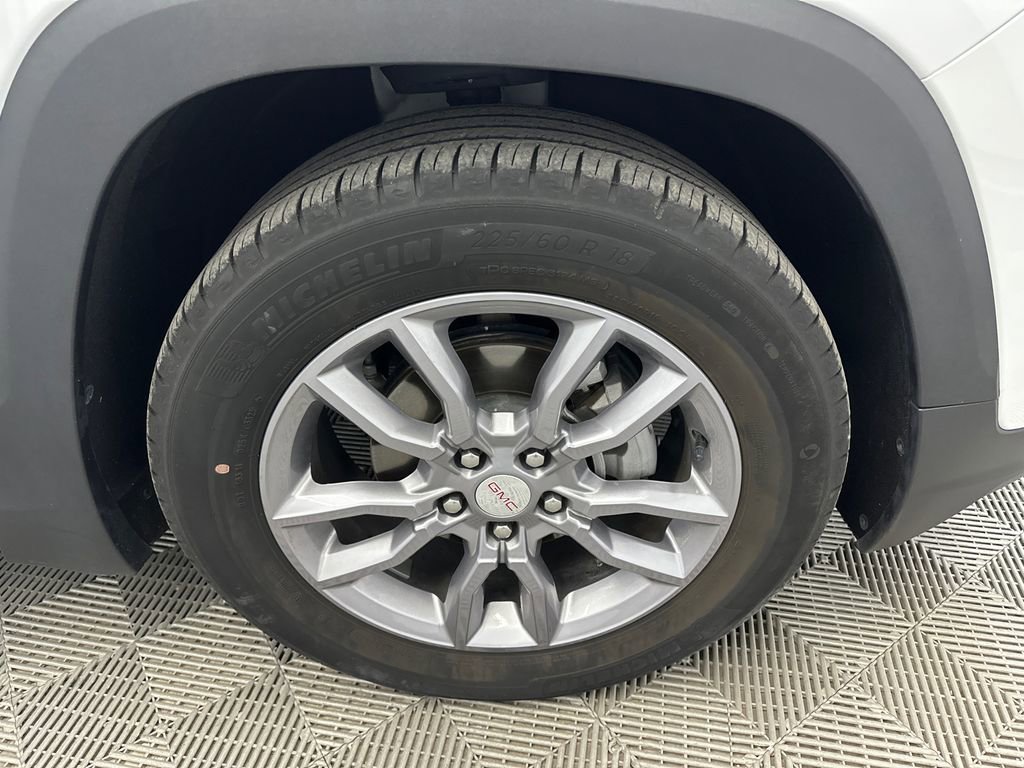 Used 2024 GMC Terrain SLT FWD image 14