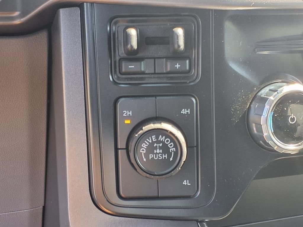 New 2024 Ford F150 XLT w/ Equipment Group 302A MID image 23