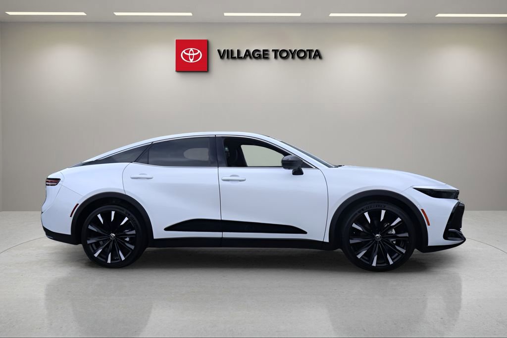 Certified 2026 Toyota Crown Platinum AWD/4WD image 6