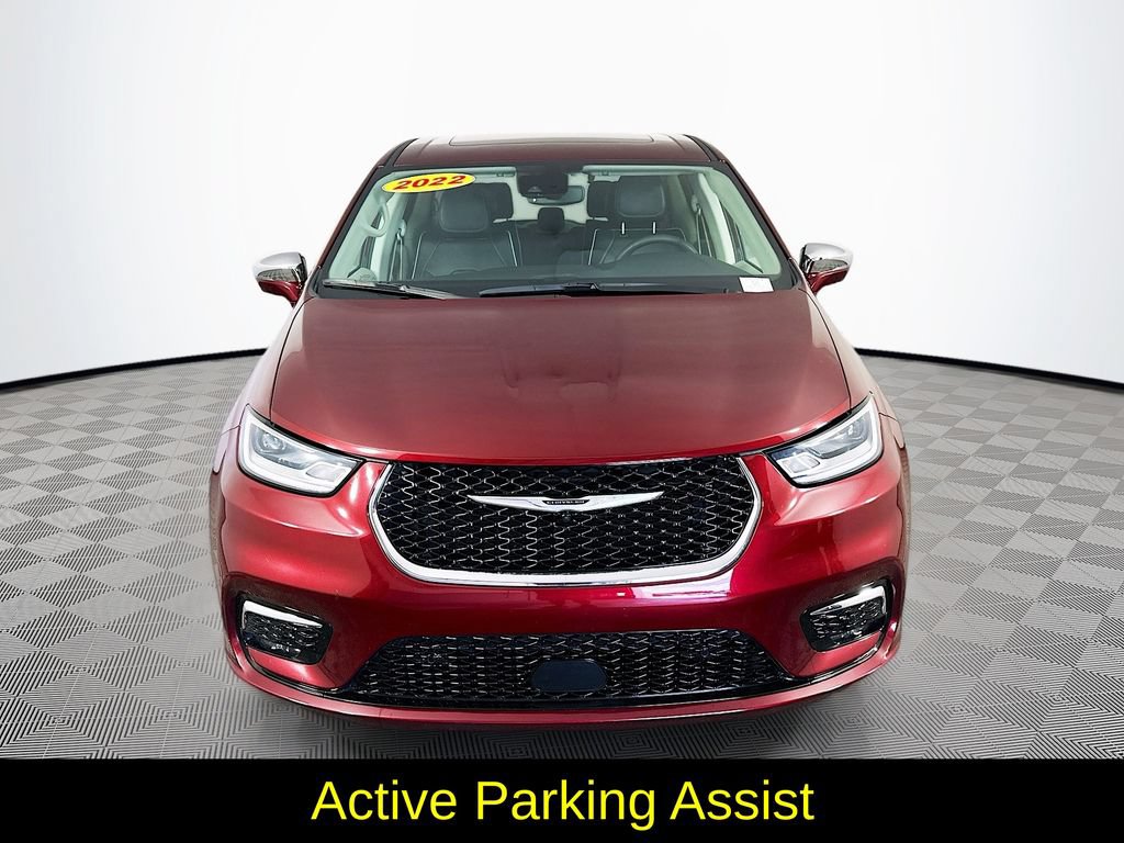 Used 2022 Chrysler Pacifica Limited FWD image 4