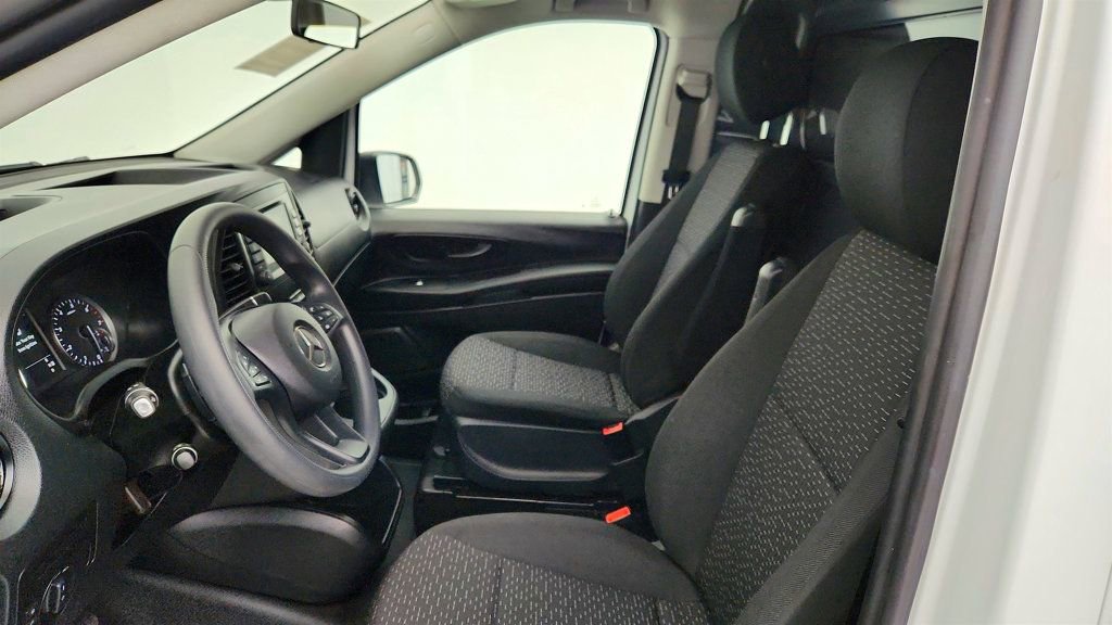 Used 2023 Mercedes-Benz Metris image 20