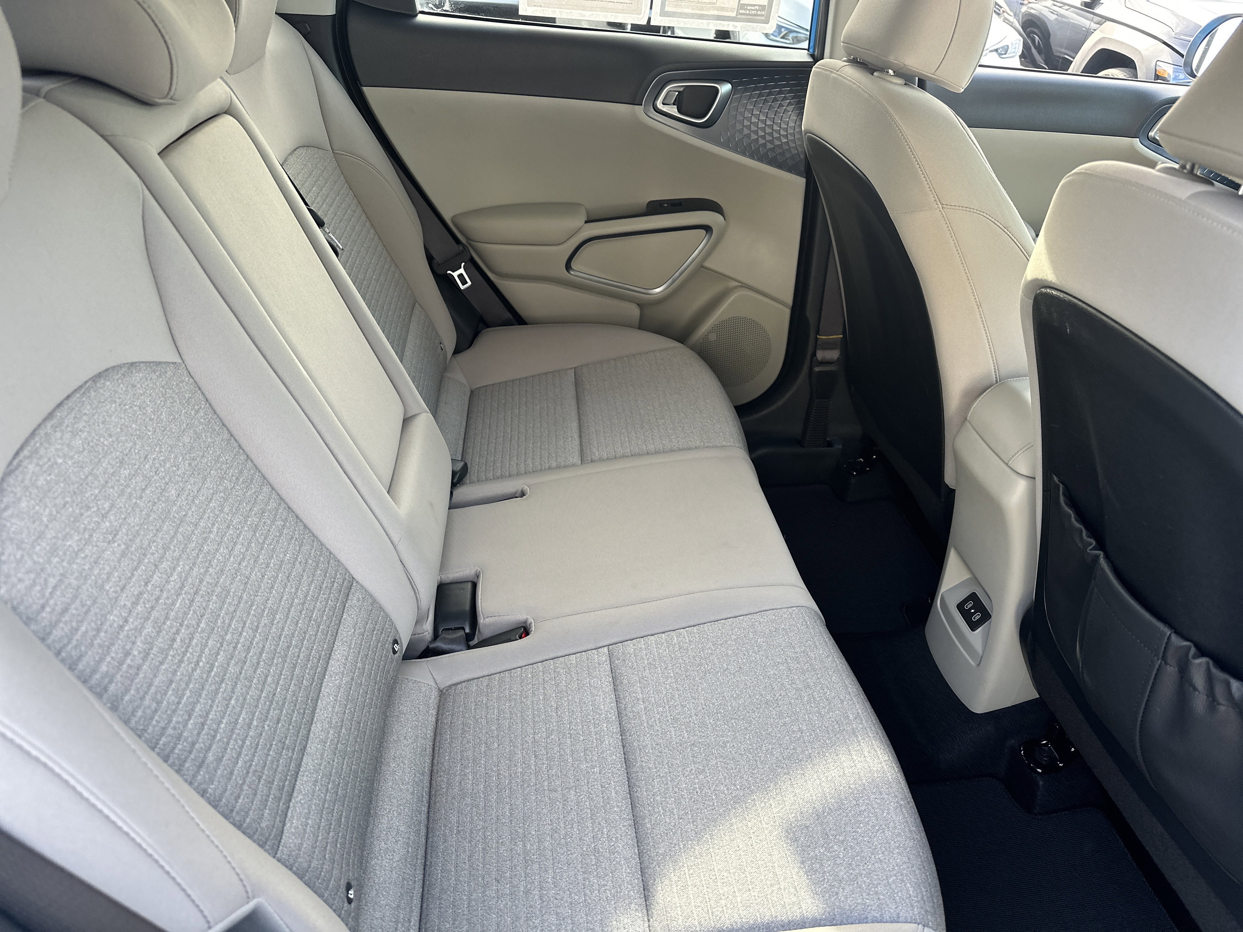 Used 2025 Kia Soul EX image 14