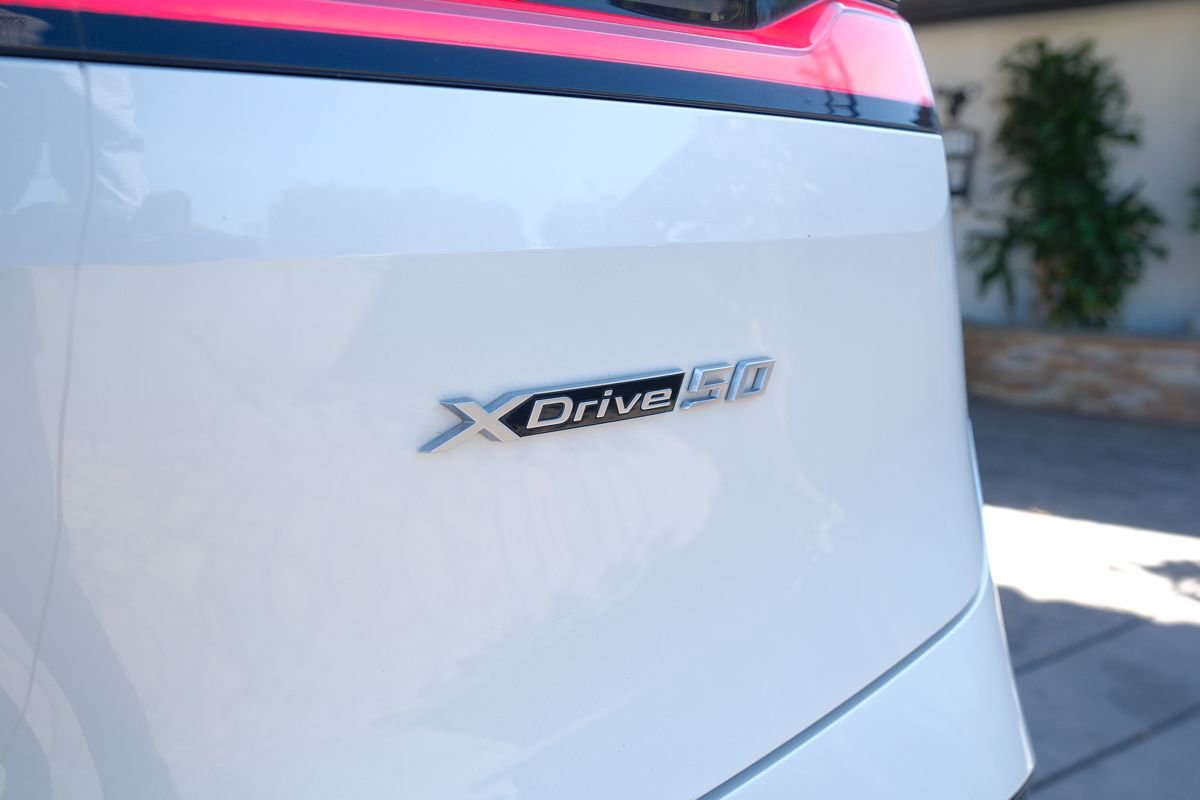 Used 2023 BMW iX xDrive50 w/ Sport Package AWD/4WD image 46