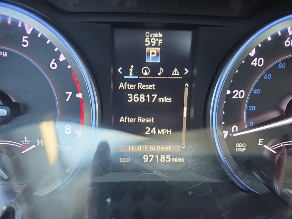 Used 2016 Toyota Highlander XLE AWD/4WD image 13