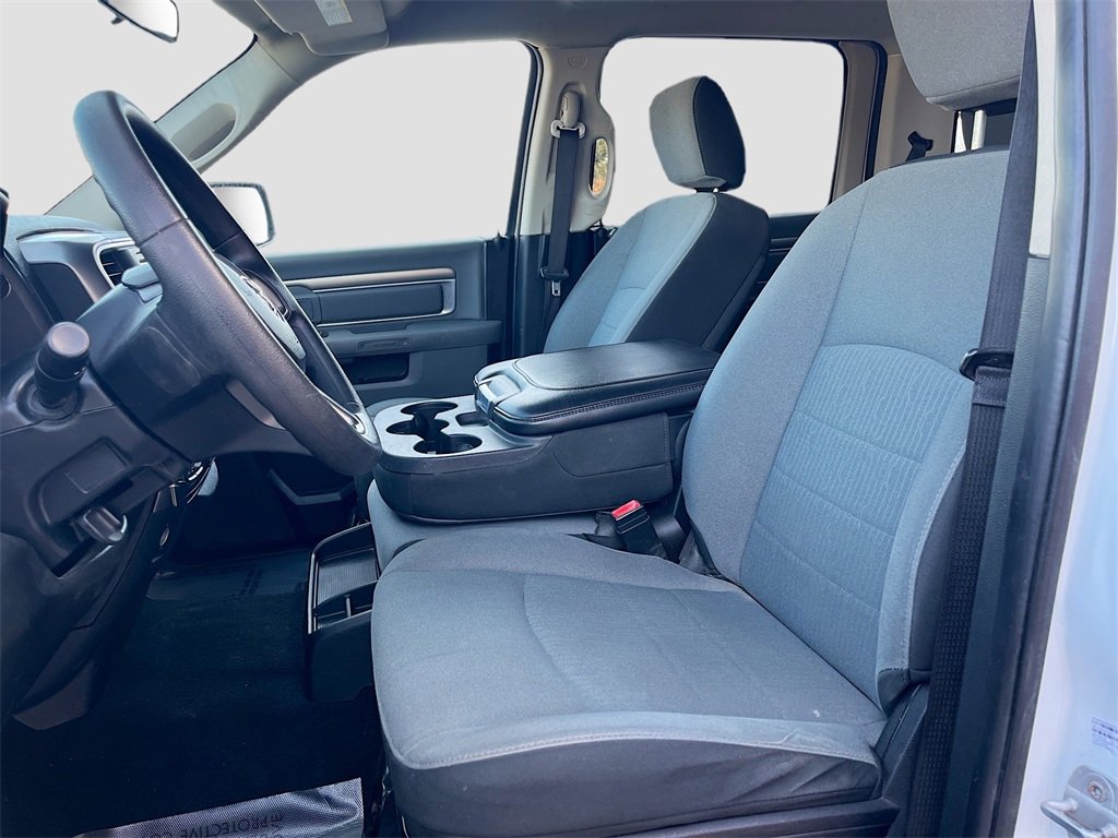 Used 2021 RAM 1500 Classic SLT image 21