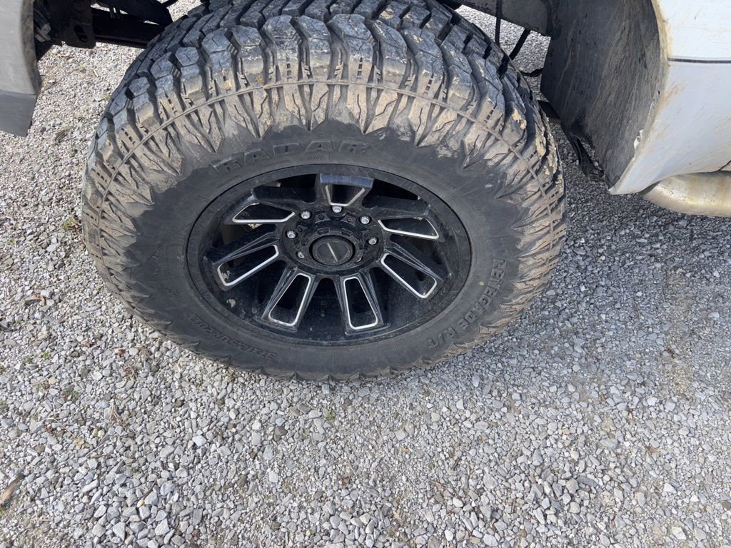 Used 2004 Ford F350 XL AWD/4WD image 13