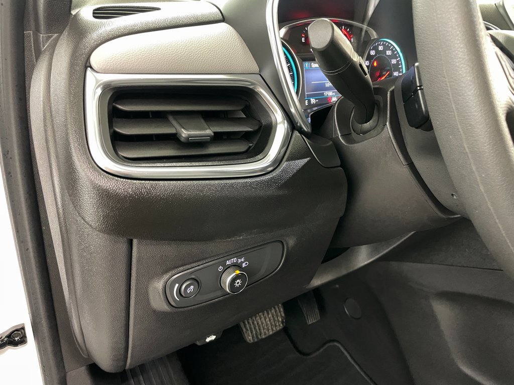 Certified 2024 Chevrolet Equinox LS w/ LS Convenience Package image 24