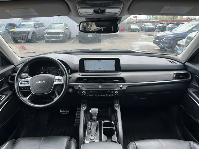 Certified 2022 Kia Telluride SX w/ Nightfall Edition Package AWD/4WD image 40