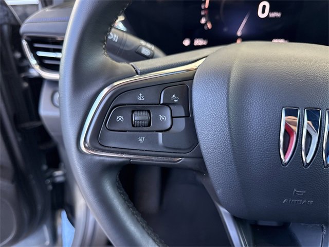 Used 2025 Buick Envista Sport Touring image 21
