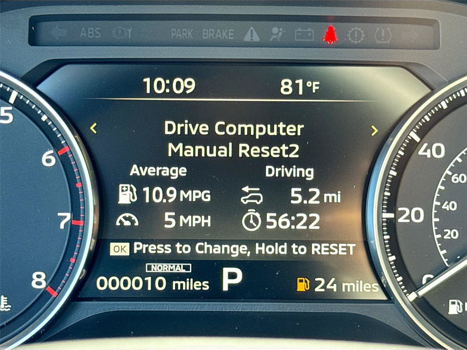 New 2025 Mitsubishi Outlander SE AWD/4WD image 12