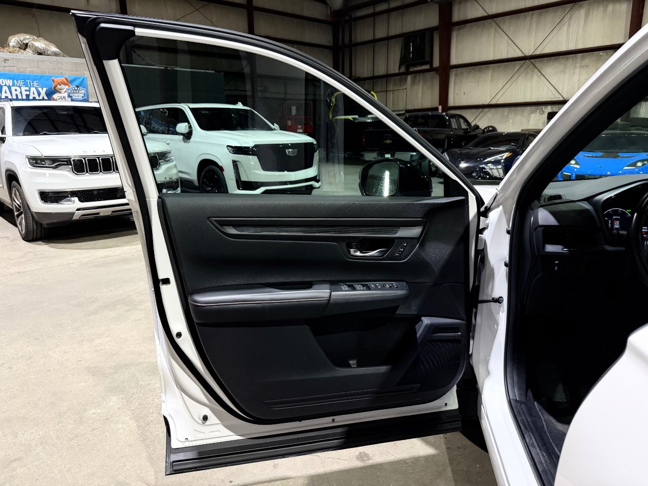 Used 2025 Honda CR-V Sport-L image 11