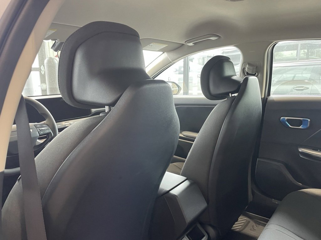 New 2026 Kia K4 LXS image 24