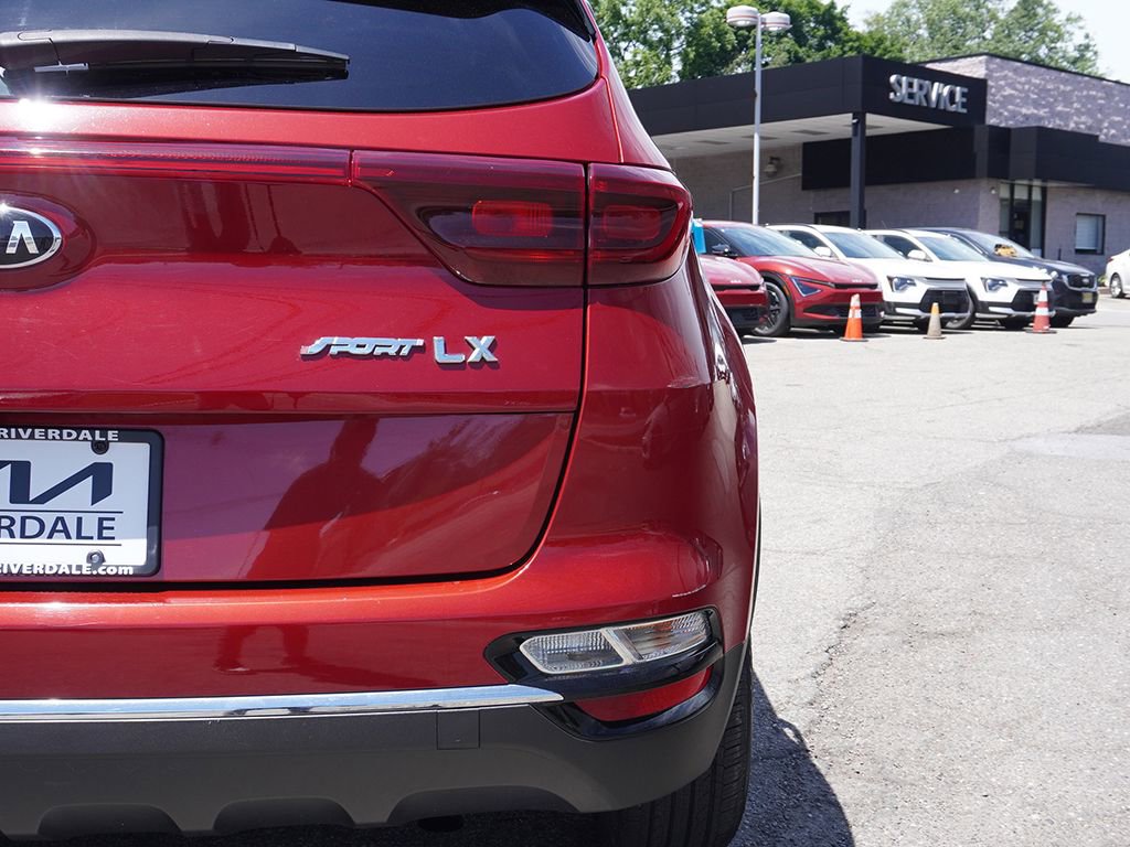 Used 2022 Kia Sportage LX AWD/4WD image 15