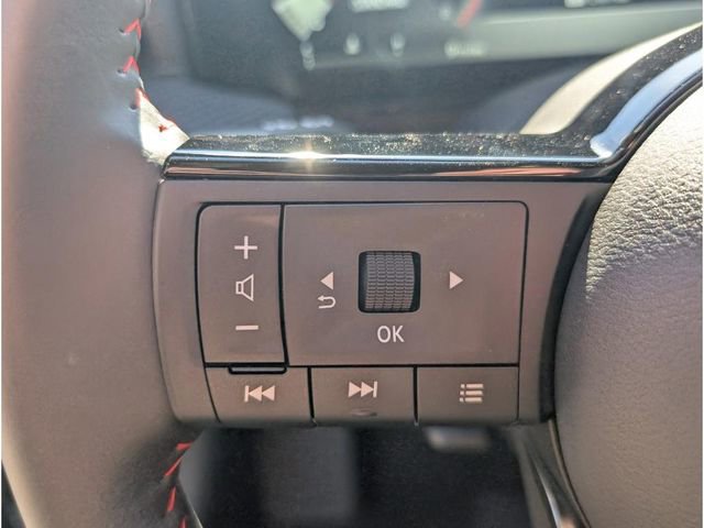 New 2026 Nissan Kicks SR w/ Cold Weather Package AWD/4WD image 19