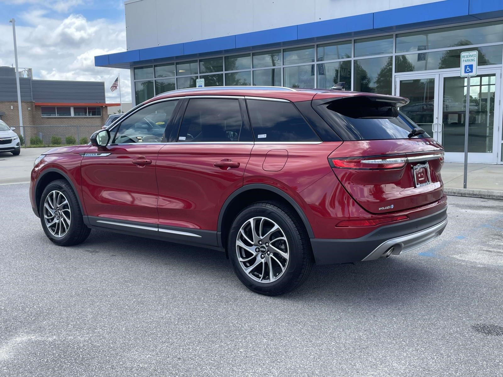 Used 2022 Lincoln Corsair AWD w/ Equipment Group 101A image 4